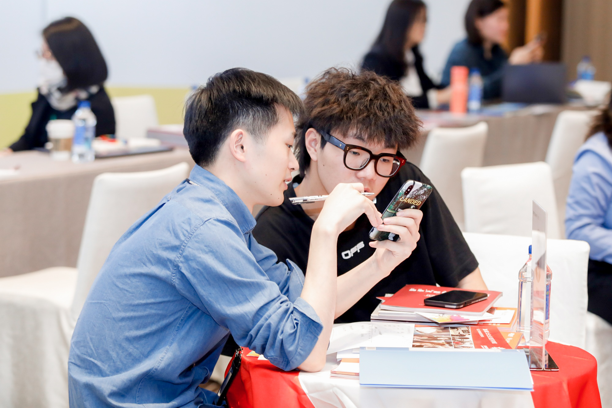 杭州会议摄影-【照片直播】新东方第49届国际教育展-现场照片-12