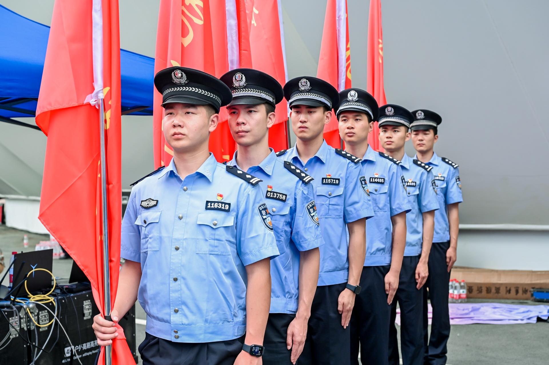 杭州会议摄影-余杭区平安护航亚运百日攻坚“大行动”暨夏季治安“大巡防”启动仪式|图片直播-现场照片-6
