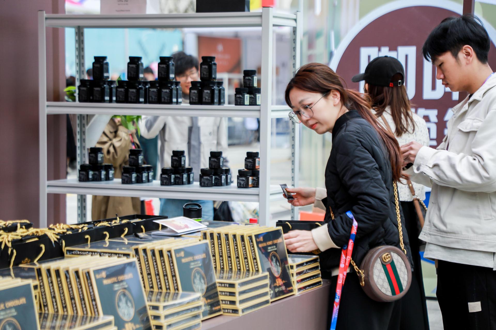 杭州会议摄影-“出国去休闲 ·不如来青田 GLOBAL FASHION LIFE EXPO”全球时尚生活方式展【图片直播】-现场照片-9