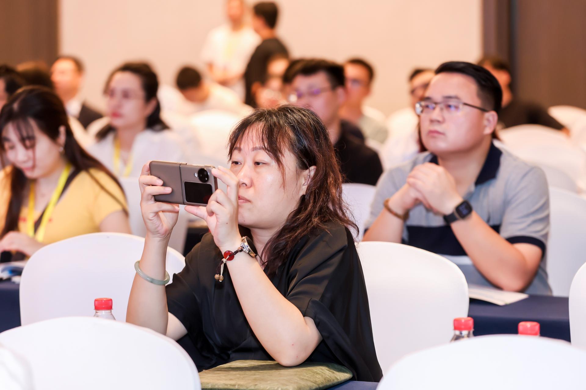 杭州会议摄影-第二届医院建筑发展与空间设计创新大会【图片直播】-现场照片-4