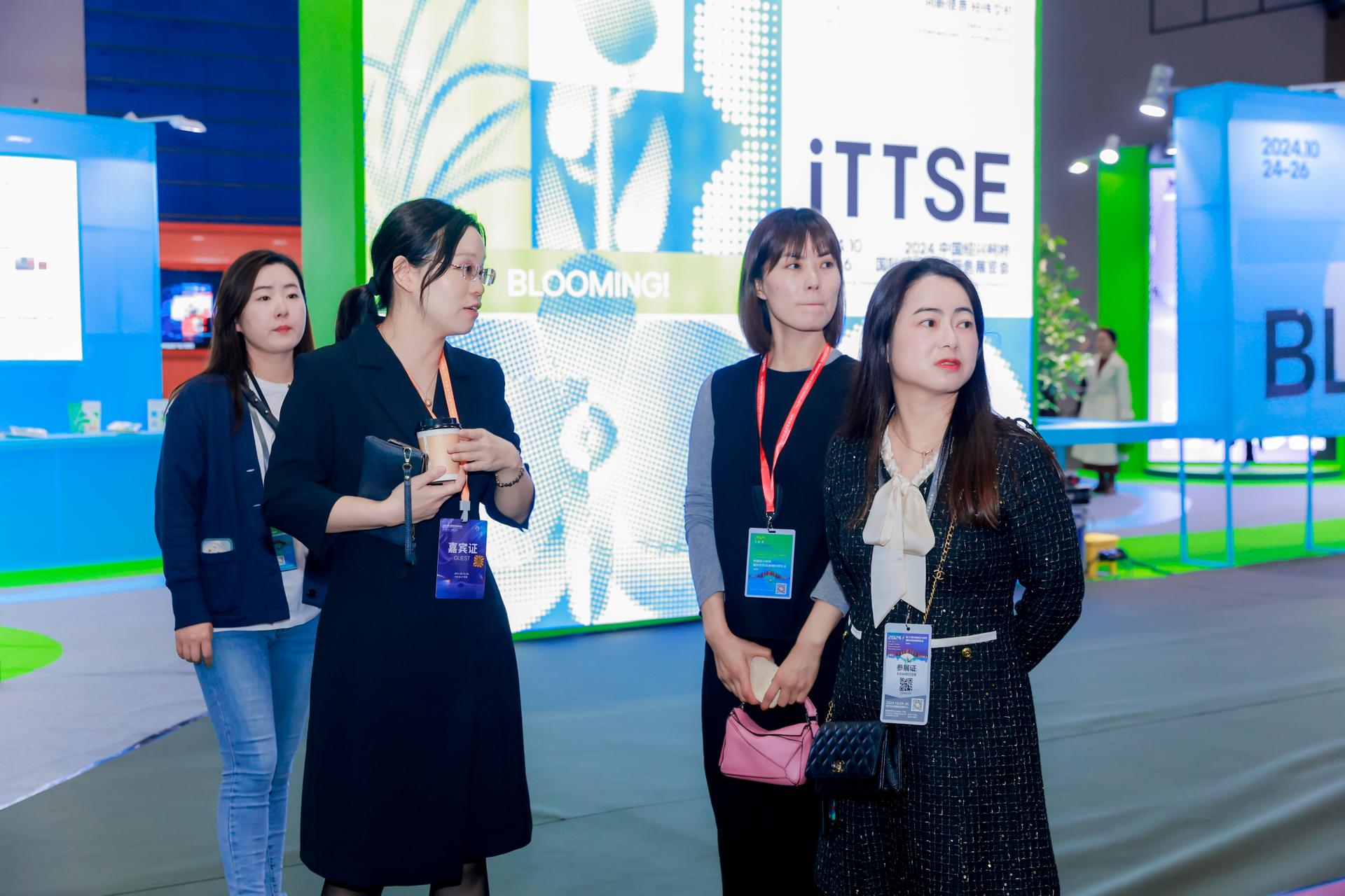 杭州会议摄影-2024 中国绍兴柯桥国际纺织贸易服务展览会【图片直播】-现场照片-15