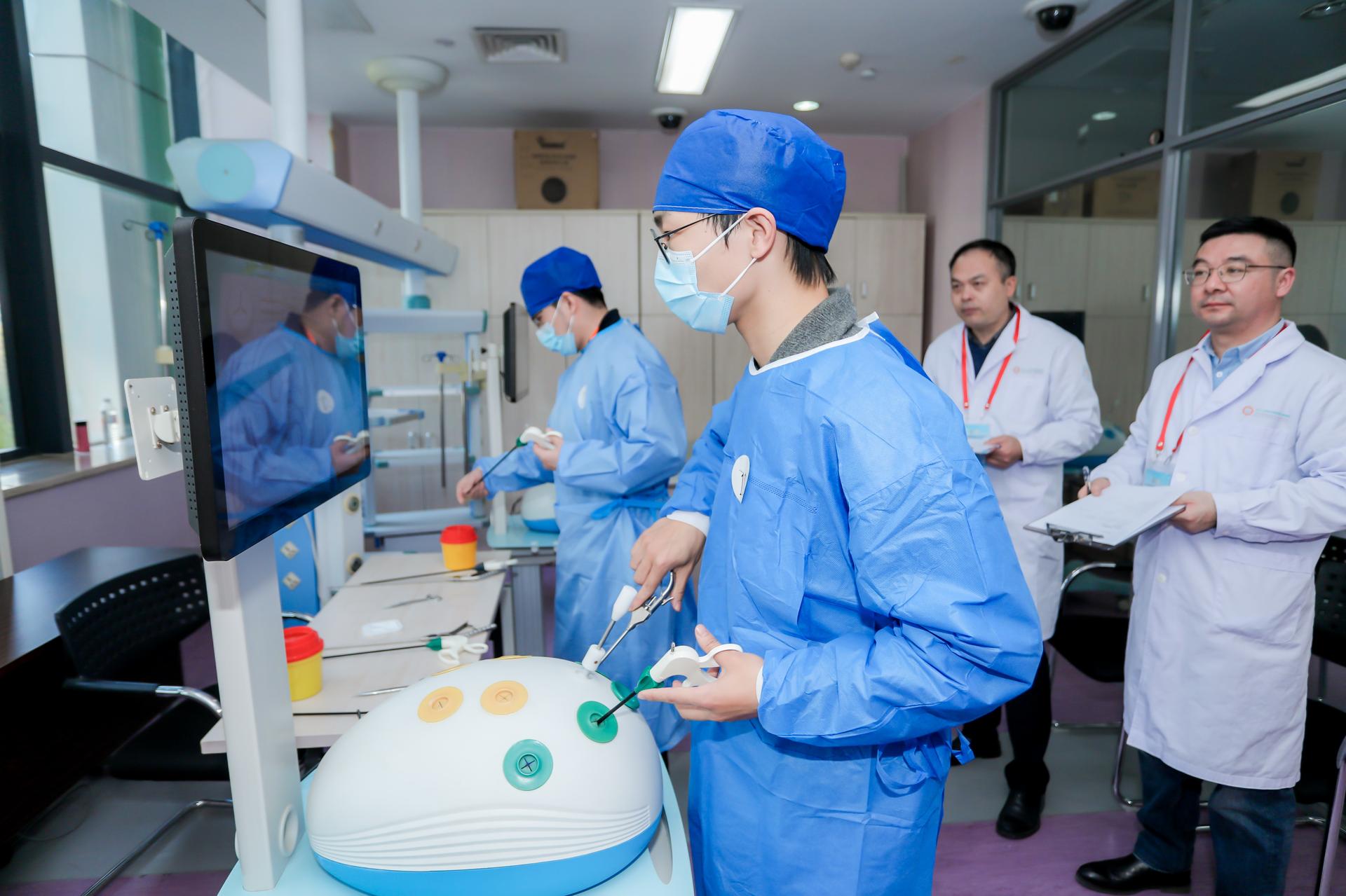 杭州会议摄影-2024年浙江省医师协会小儿外科医师分会小儿外科青年医师技能大赛【图片直播】-现场照片-14