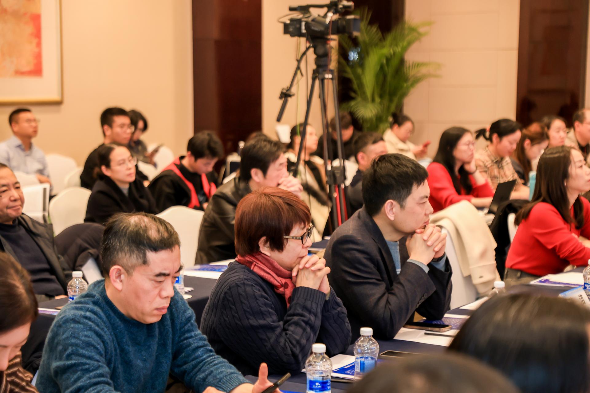 杭州会议摄影-第十届广济血液淋巴肿瘤论坛【图片直播】-现场照片-18