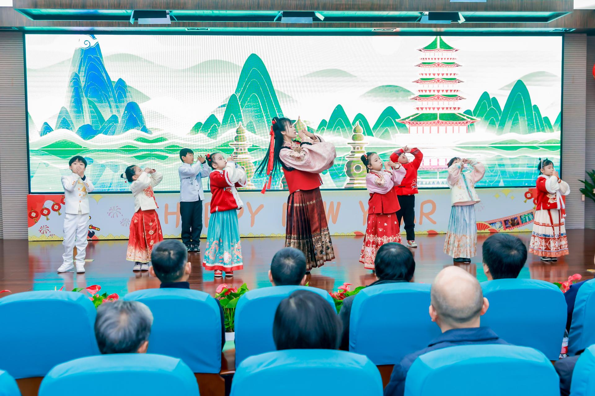杭州会议摄影-动漫“潮”新年，一起YOUNG【图片直播】-现场照片-10